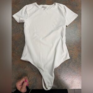 ARITZIA BABATON BODYSUIT
